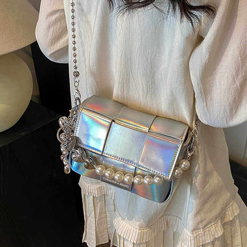 高级质感银色小包包女2025新款夏季时尚单肩斜挎包链条手提小方包,淘宝优惠券,粉丝福利购,淘宝优惠卷