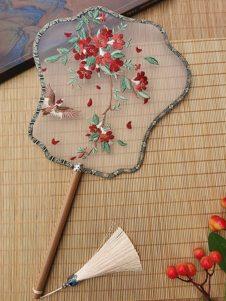 凌霄花单面刺绣团扇古风舞蹈扇中国风汉服女式宫扇长柄走秀演出扇_虎窝淘