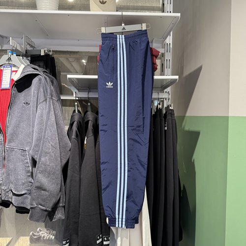 Adidas阿迪达斯三叶草男春秋款宽松休闲运动梭织束脚长裤KB2465 - 图0