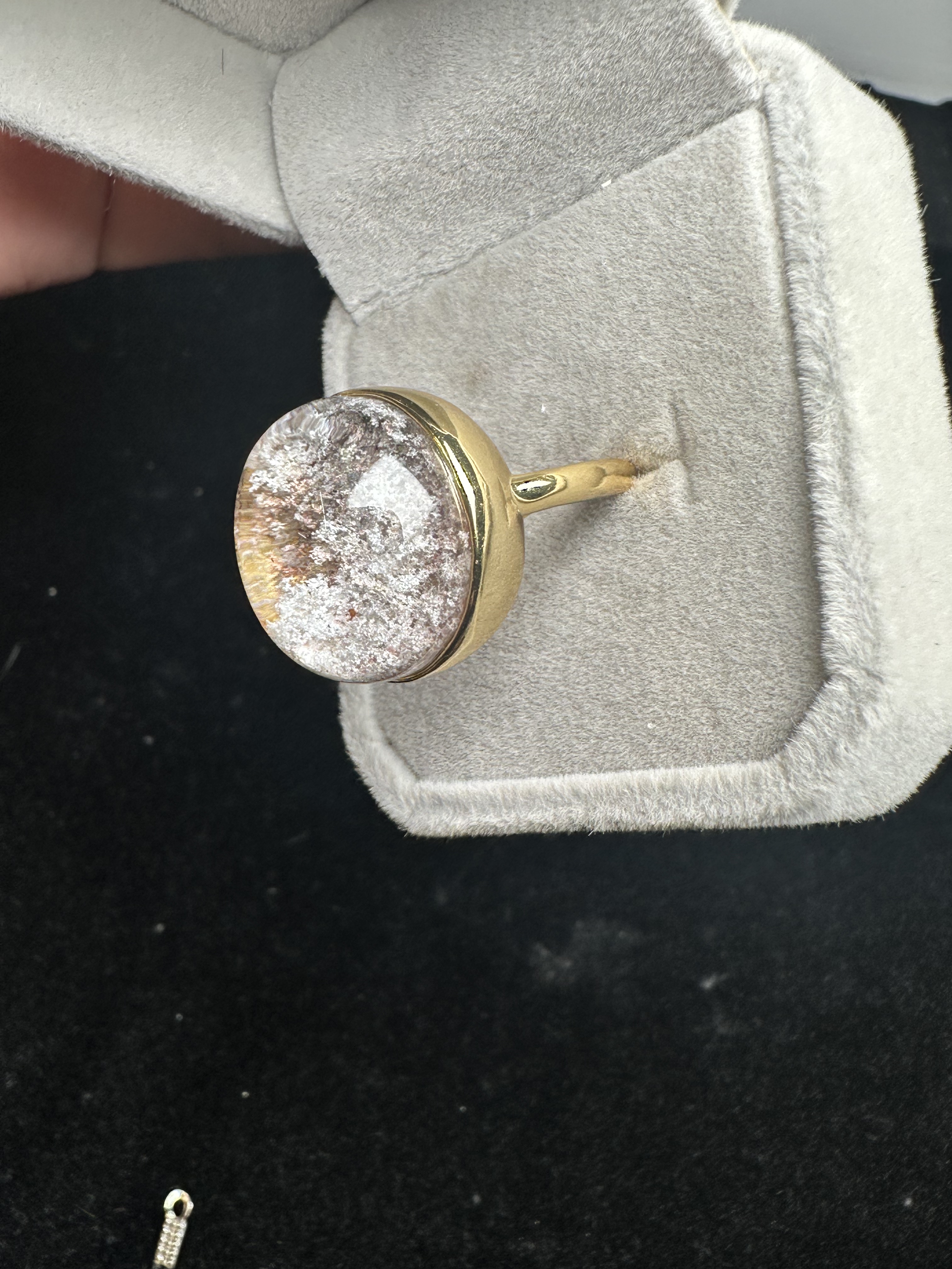 Pure natural ghost ring, 925 silver inlaid with live mouth, stone size 17*19mm, weight 9.8 grams, fidelity