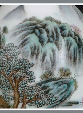 景德镇仿古瓷 大师仿制 名人陶瓷 仿清乾隆粉彩山水纹瓶