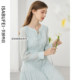 Romantic bow solid color dress is gentle and eye-catching