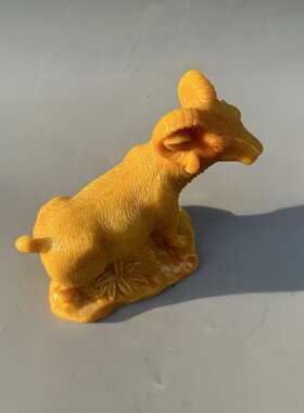 批发仿 黄铜生肖羊摆件 树脂仿树脂羊家居办公摆件工艺品