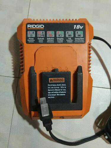 AEG/里奇RIDGID 18V/12V充电器220V电池18V/12V红摩托的工具店 - 图2