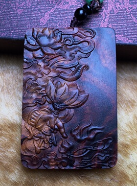 海南黄花梨不动明王海黄吊坠立体雕刻生肖守护神饰品项链男女挂件