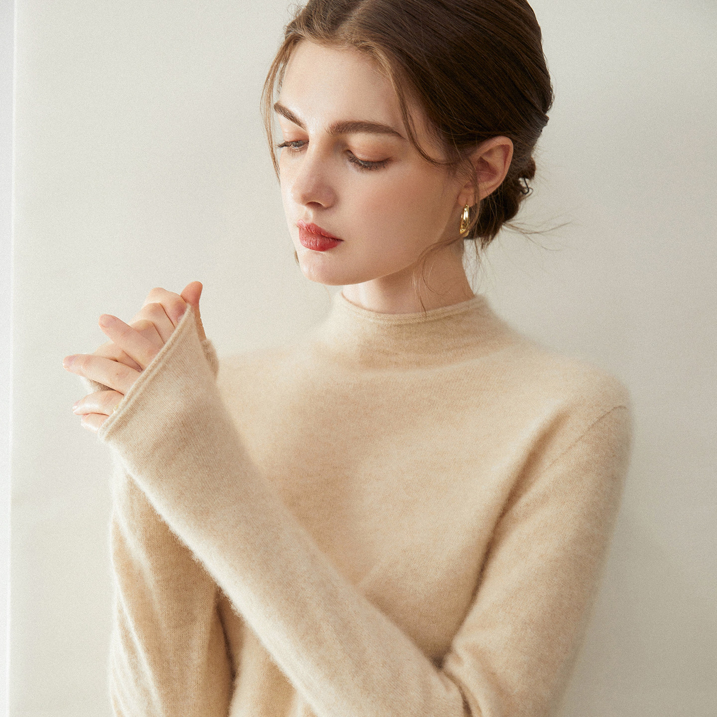 康赛妮~新款纯山羊绒衫女卷边半高领纯色宽松针织打底衫毛衣内搭,淘宝优惠券,粉丝福利购,淘宝优惠卷