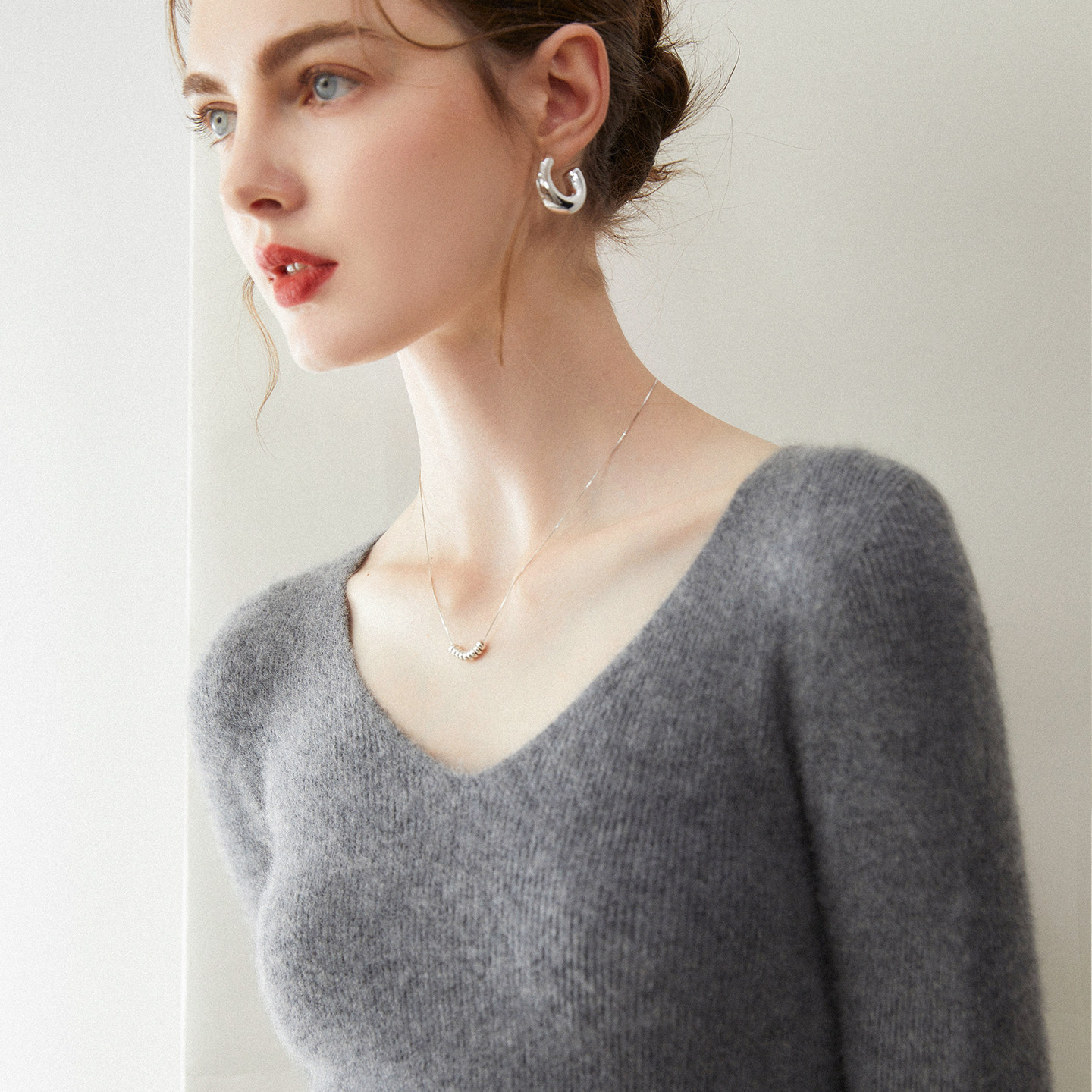 康赛妮纱修身一线抽条女纯羊绒衫V领紧身毛衣内搭针织打底衫上衣,淘宝优惠券,粉丝福利购,淘宝优惠卷