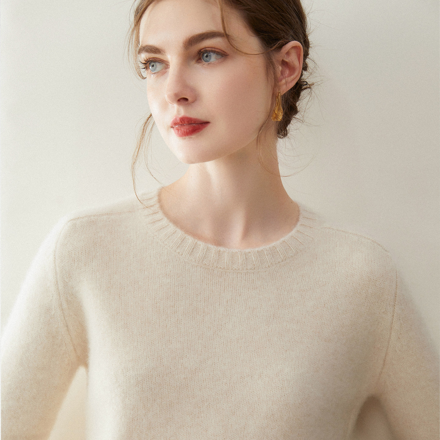 康赛妮~秋冬季新款纯山羊绒衫女圆领马鞍肩宽松针织打底毛衣内搭,淘宝优惠券,粉丝福利购,淘宝优惠卷