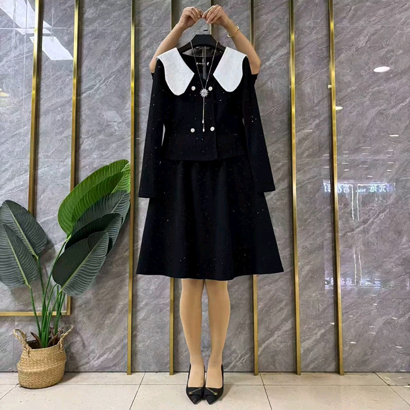 冬季新款时尚洋气翻领撒星上衣搭配半身裙两件套大码女装休闲套装,淘宝优惠券,粉丝福利购,淘宝优惠卷