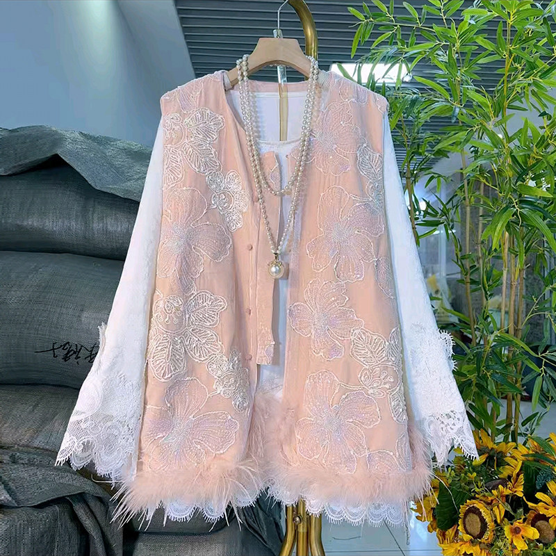 2025早秋减龄新款大码女装胖MM新中式国风刺绣马甲搭配醋酸蕾丝衫,淘宝优惠券,粉丝福利购,淘宝优惠卷