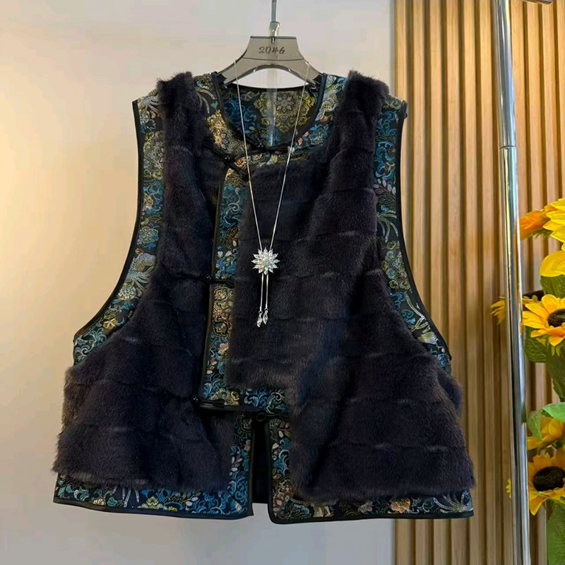 新中式大码女装盘扣马甲2025新款提花打底衫胖MM显瘦复古保暖马夹,淘宝优惠券,粉丝福利购,淘宝优惠卷