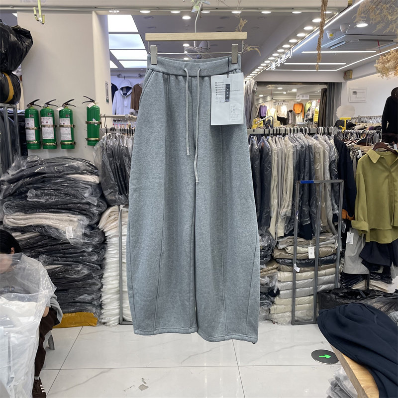 3R3正版冬季韩版松紧高腰加绒加厚宽松百搭弯刀裤阔腿长裤女66365,淘宝优惠券,粉丝福利购,淘宝优惠卷