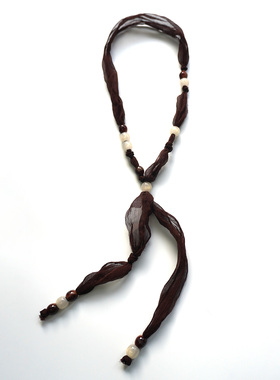 咖啡色真丝丝巾女配饰长款毛衣链可调节小众丝巾项链复古秋冬长款