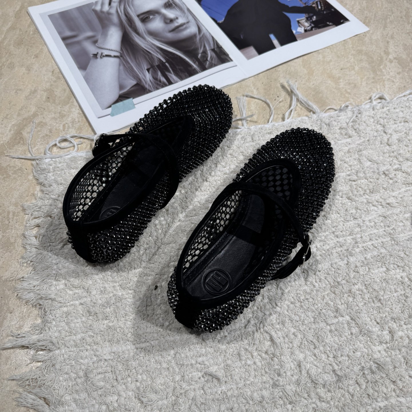 2026春季新款欧货欧洲站水钻镂空网面玛丽珍鞋女平底一字扣渔网鞋,淘宝优惠券,粉丝福利购,淘宝优惠卷