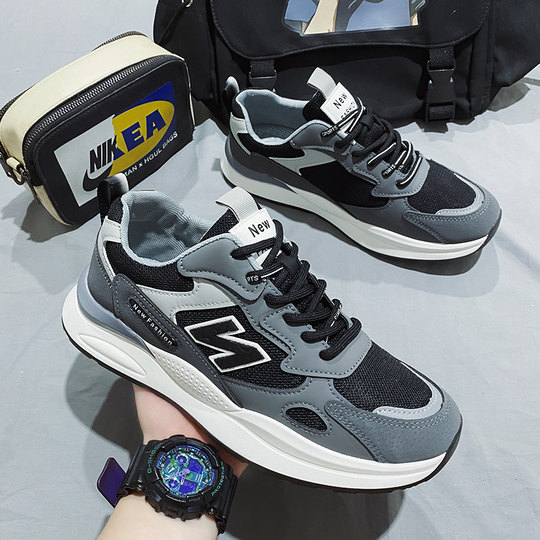 鞋子男鞋秋季2025新款男款网面休闲运动鞋初中生百搭莆田跑步鞋潮