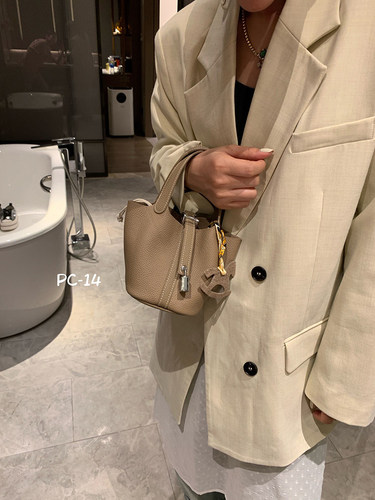 真皮菜篮子包手拎小包包女2026新款潮高级感迷你可爱水桶包手提包 - 图1