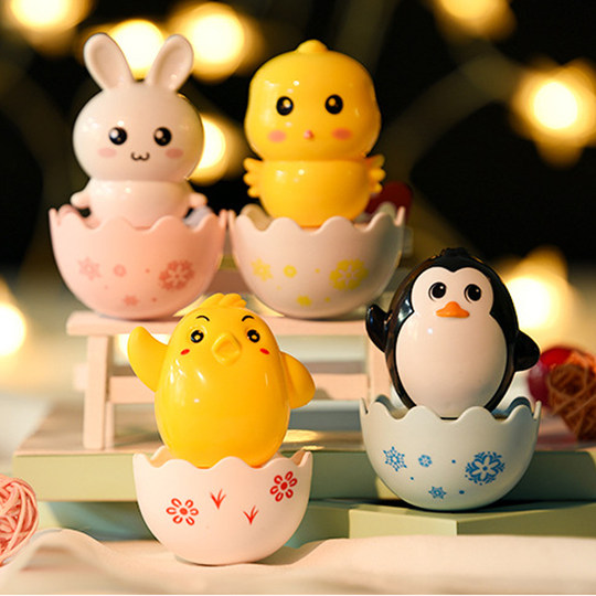 婴儿童萌趣掌上小鸡不倒翁玩具企鹅宝宝安抚抓握摇铃小兔子摇摇乐