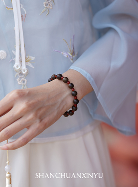 天然芽庄绿奇楠沉香红色宝石手串