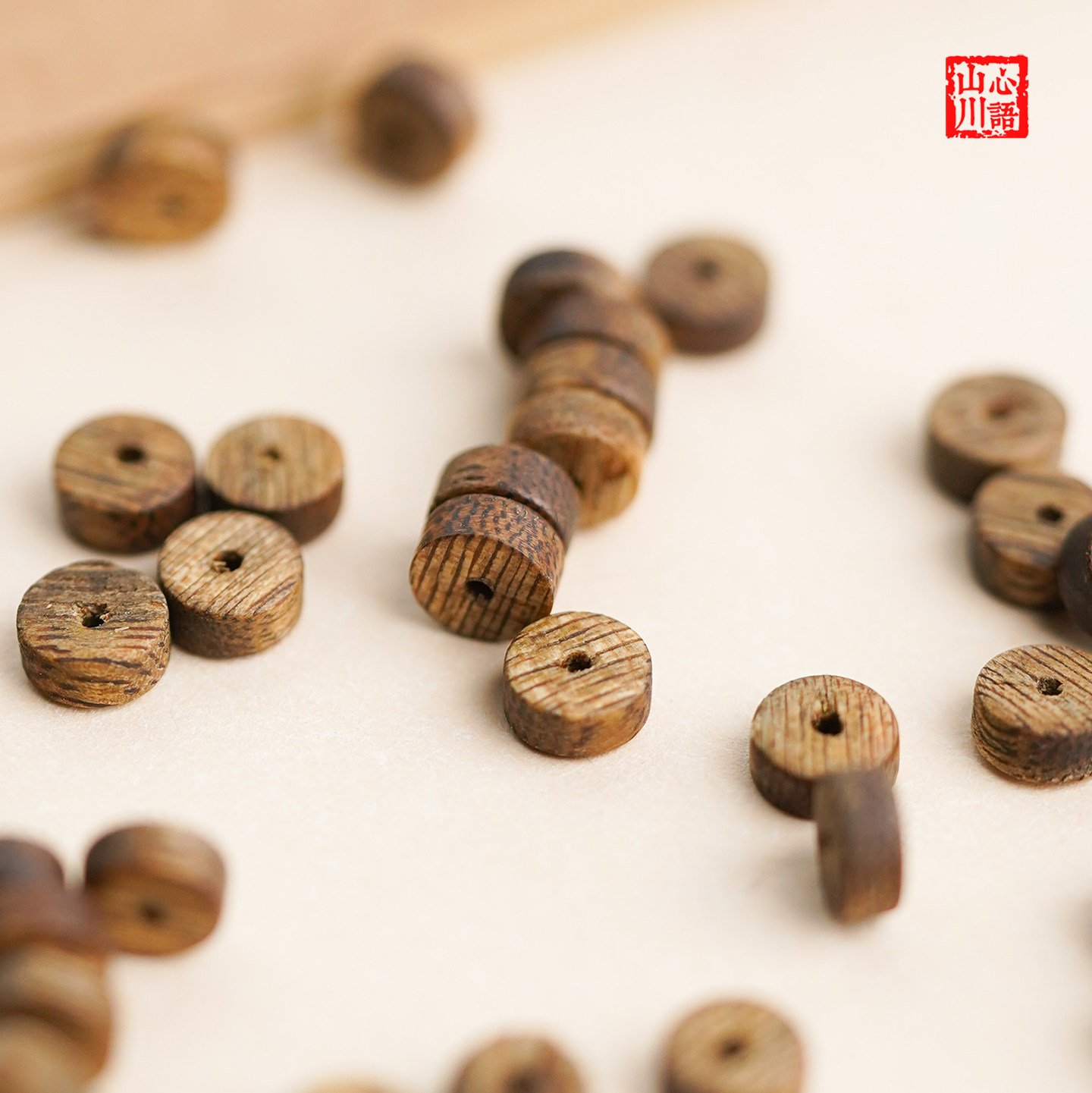 沉香随形手串隔片沉水级天然直切药片檀木手链DIY情绪稳定文玩珠,淘宝优惠券,粉丝福利购,淘宝优惠卷