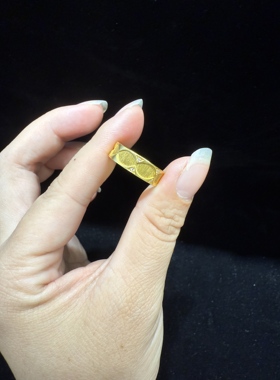 黄金999独白欧罗巴点钻情侣对戒