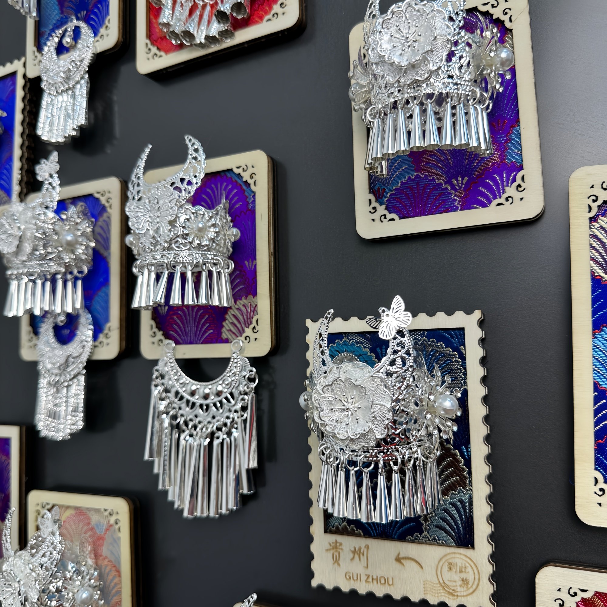 贵州千户苗寨小银帽冰箱贴创意卡通动漫合金装饰伴手礼贵州冰箱贴,淘宝优惠券,粉丝福利购,淘宝优惠卷