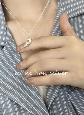 lulu 韩国S925纯银可颂牛角包项链女ins简约小众高级感月亮锁骨链