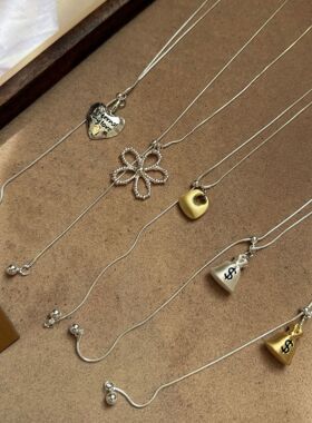 拉丝钱袋吊坠项链ins博主同款银色花朵长款抽拉毛衣链锁骨链高级