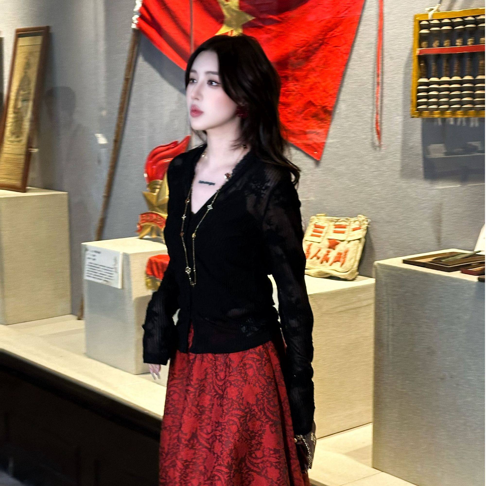 竖坑条泡泡提花蕾丝花边上衣打底衫显瘦DD1283,淘宝优惠券,粉丝福利购,淘宝优惠卷