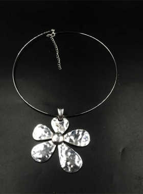 曼谷公园波西米亚y2k花朵吊坠BKP