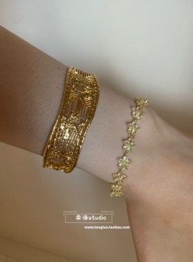 棠洛 咖金色系蕾丝手镯女高级感轻奢复古手环叠戴可调节显白手饰