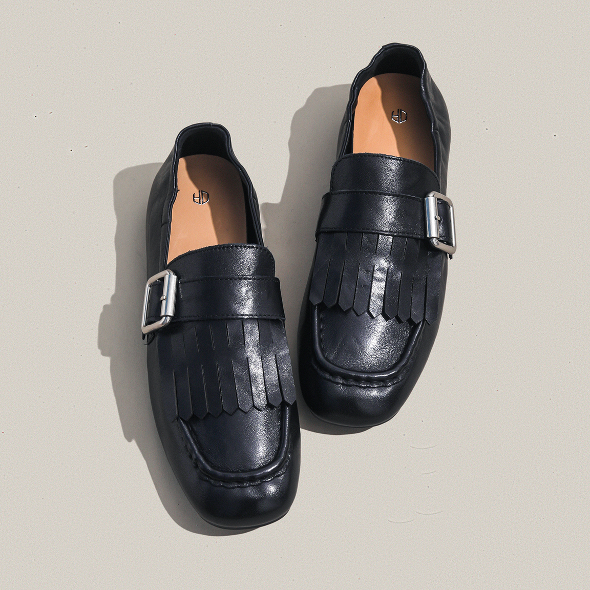 周周推荐~英伦风流苏乐福鞋女春季新款真皮平底懒人舒适百搭单鞋,淘宝优惠券,粉丝福利购,淘宝优惠卷