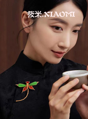 筱米古典玛瑙女红绿蜻蜓胸针