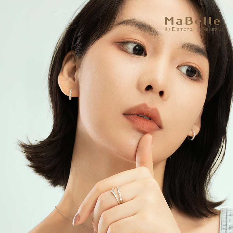 MaBelle/玛贝尔18K白金/玫瑰金单排排钻圈式钻石耳钉经典通勤款-图1