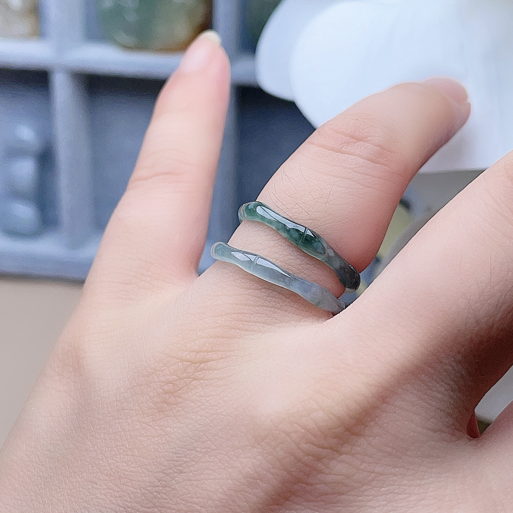 Natural emerald bamboo ring is bright blue and green