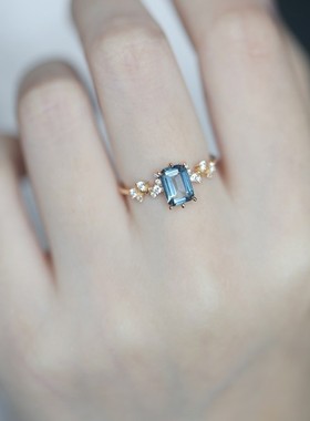 Bleu nuit蓝夜幻想曲 沦陷了 浓郁伦敦蓝高仿托帕石宝石轻奢戒指