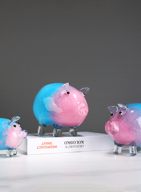 轻奢可爱幸福小猪动物琉璃摆件客厅样板间儿童房售楼处玄关装饰品