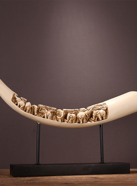 中式风树脂牛角雕刻电视柜摆件