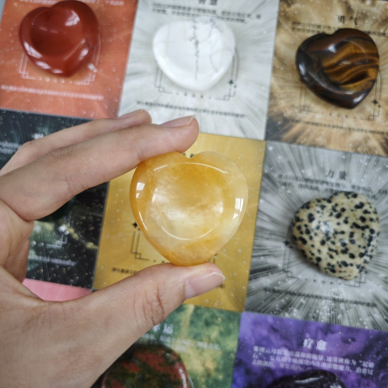 天然水晶爱心解忧拇指石 七彩口袋石忘忧石放松冥想水晶解压石,淘宝优惠券,粉丝福利购,淘宝优惠卷