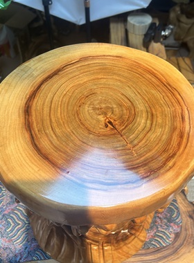 香樟木实木雕刻凳子底座实木镂空木托居家工艺木座原木摆件