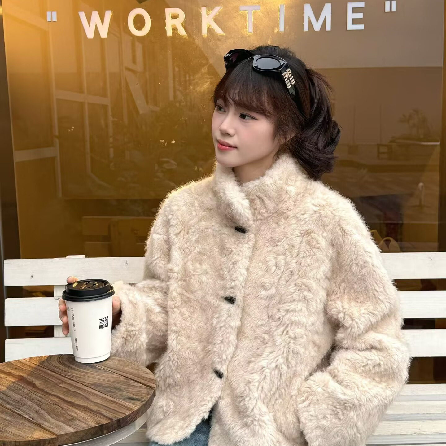 欧洲站气质仿水貂羊羔毛外套女冬短款皮毛一体保暖毛绒大衣高级感,淘宝优惠券,粉丝福利购,淘宝优惠卷