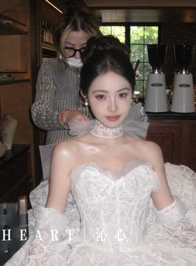 TM｜“在逃公主”两件套蕾丝脖链蝴蝶结新娘礼服搭配