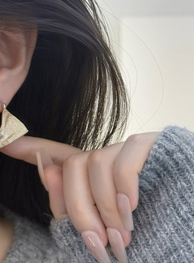 咖金色褶皱包包耳环女小众