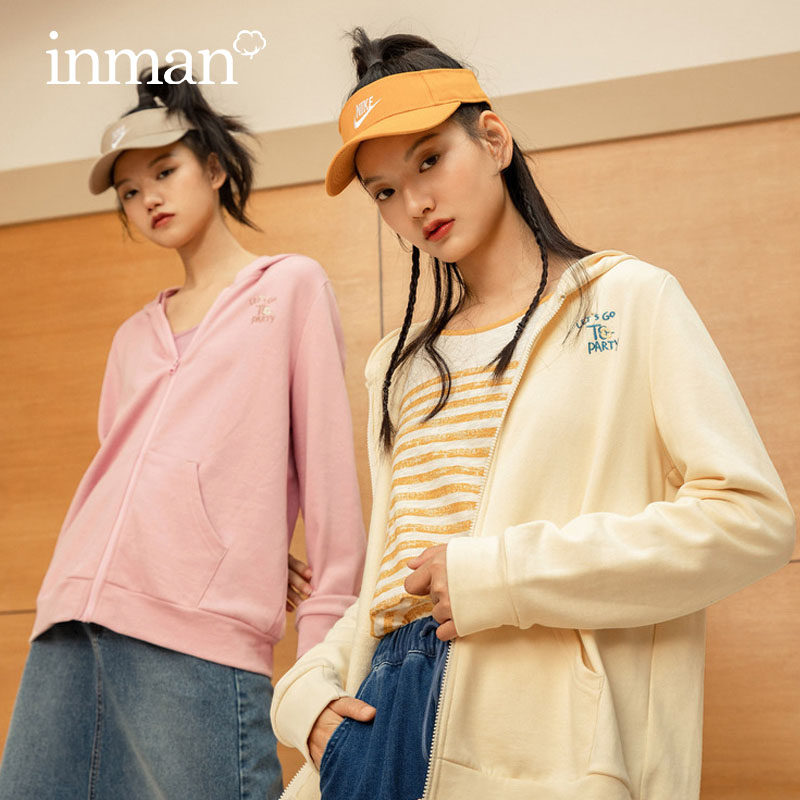 茵曼连帽春秋2020新款拉链运动卫衣 茵曼田田极客短外套