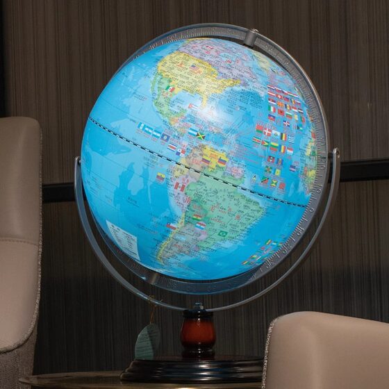 Funglobe Pengchen click reading globe for students only