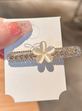 小香猫眼石花朵鸭嘴夹前额刘海发夹2024新款高端珍珠侧边发卡夏季