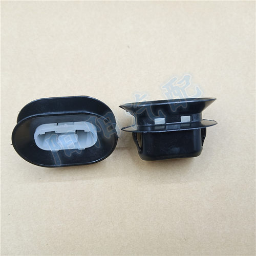 适配奔腾T99 T33 T55汽车后排座椅锁扣卡子坐垫底座固定连接卡扣 - 图1