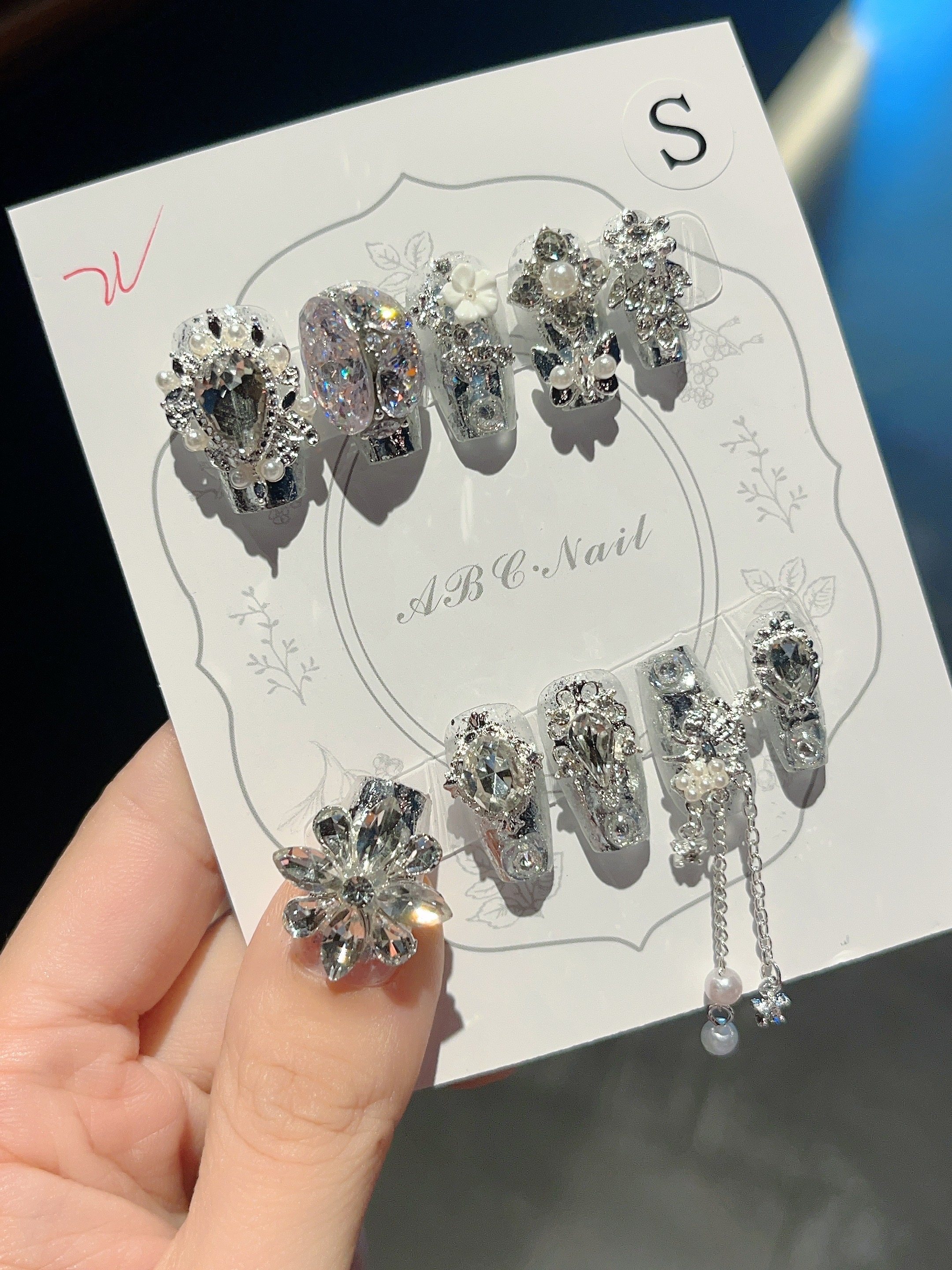 【A36】爆闪短梯银白雪花高级美甲成品纯手工可拆卸穿戴甲,淘宝优惠券,粉丝福利购,淘宝优惠卷