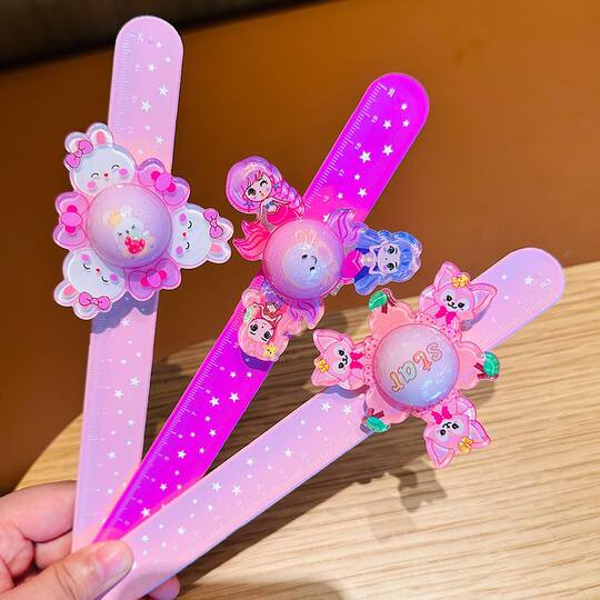 Flashing spinning top children's bracelet snap ring