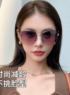 墨镜女士防紫外线高级感显脸小渐变轻盈太阳镜防晒眼镜开车专用