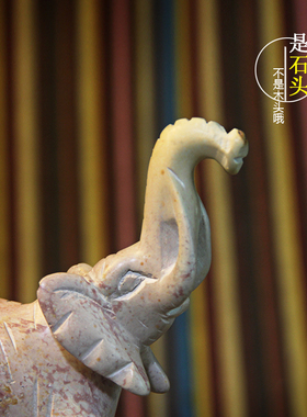 非洲天然皂石象摆件纯手工雕刻